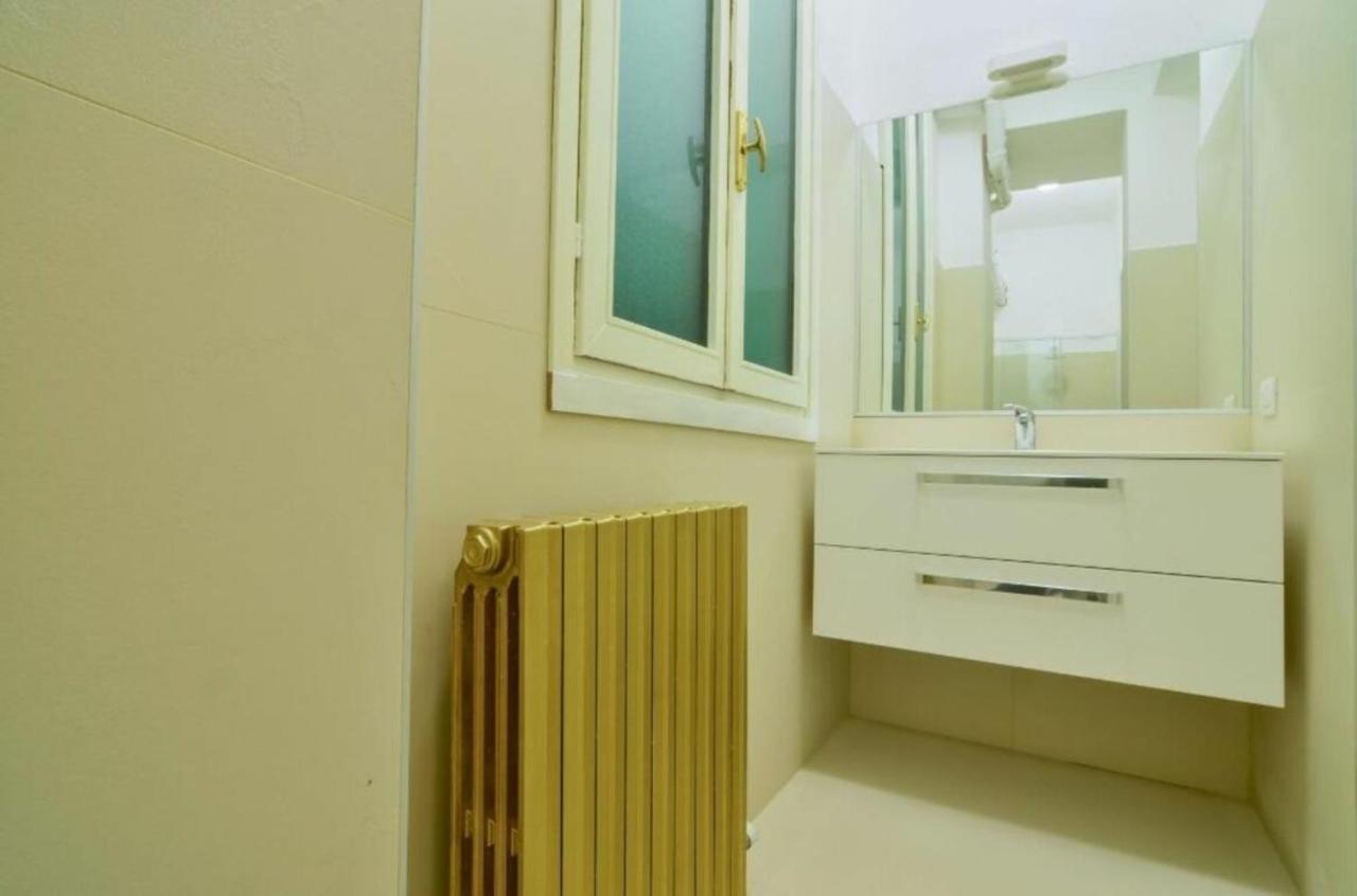 Appartement Bacone Liberty Olimpia à Milan Extérieur photo